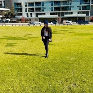 Meet your Posher, Loveanne